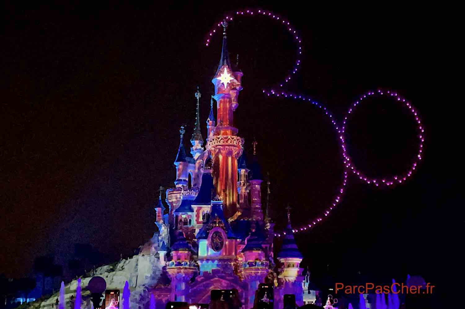Carte cadeau Disneyland Paris : séjour + billet à 99€/personne