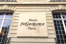 promo musée yves saint laurent pas cher