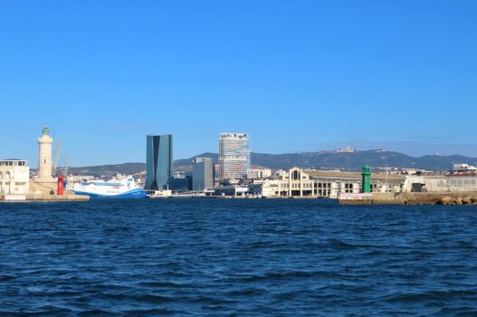Code promo accès Sky Center Tour la Marseillaise rooftop terrasse plus haute Marseille