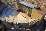 Musée et Arc de triomphe d’Orange : code promo réduction Odyssée Sonore, visite théâtre antique